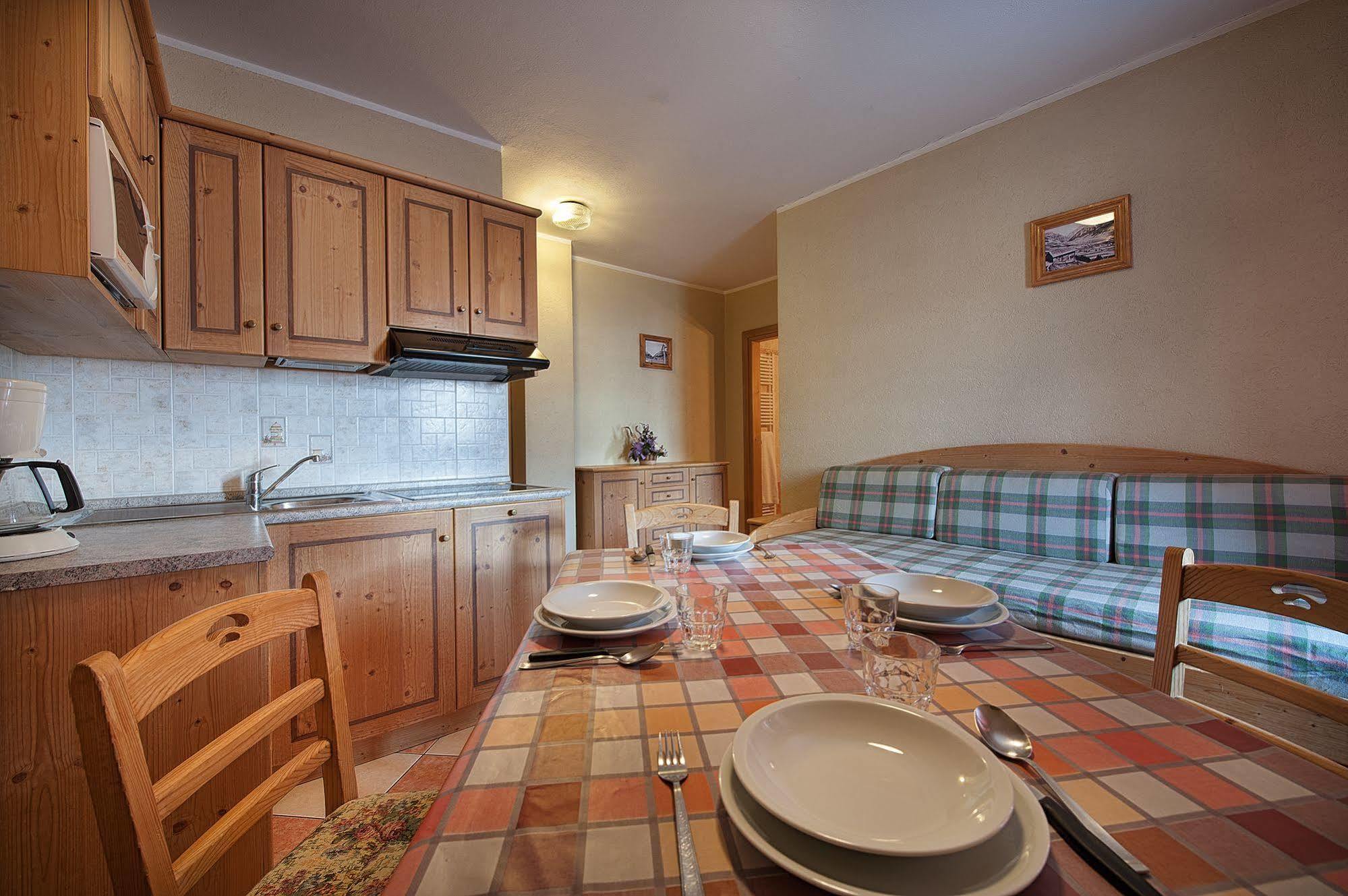 Baita Carosello Apt 4 By Livigno Accomodation エクステリア 写真