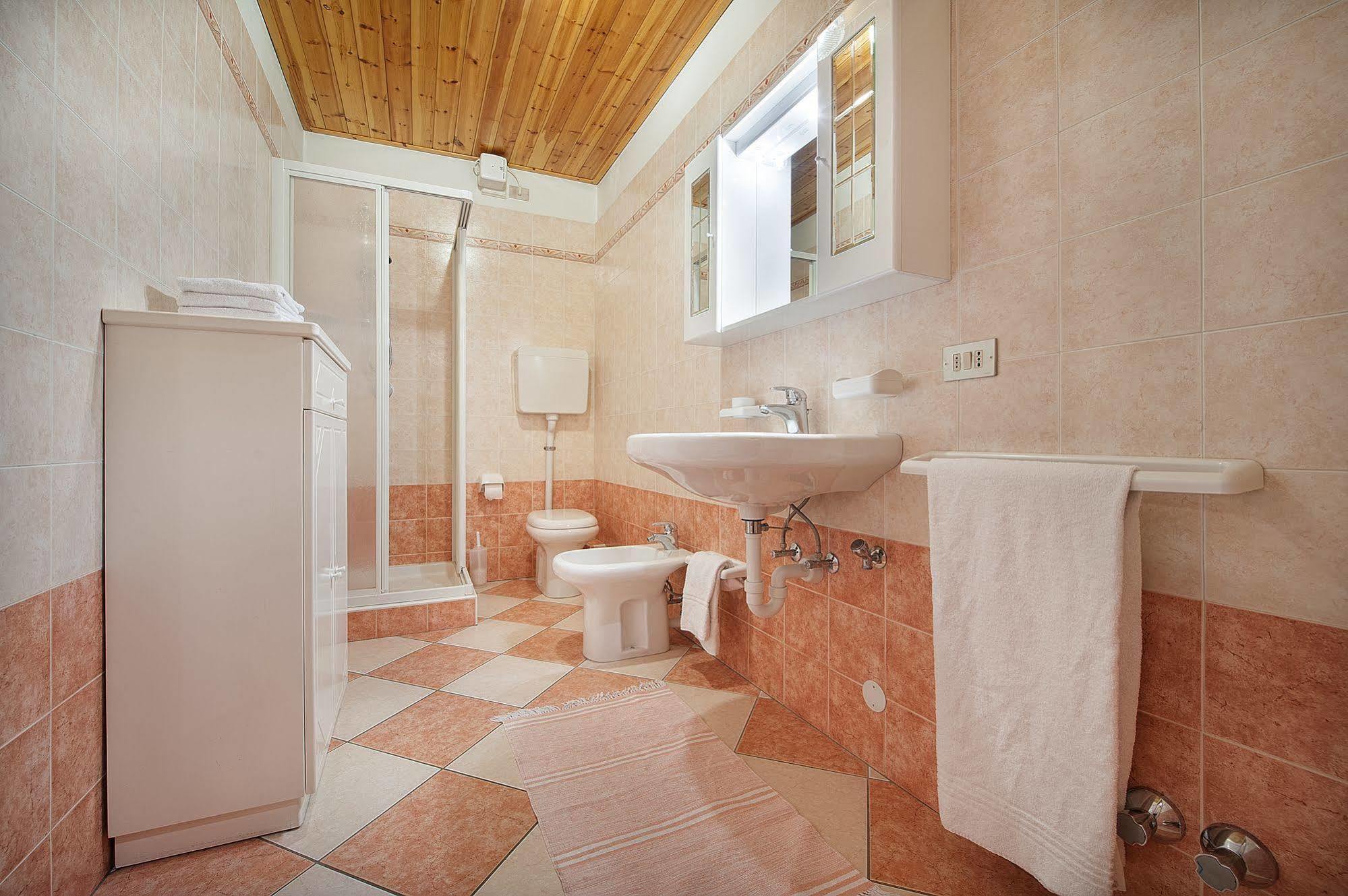 Baita Carosello Apt 4 By Livigno Accomodation エクステリア 写真